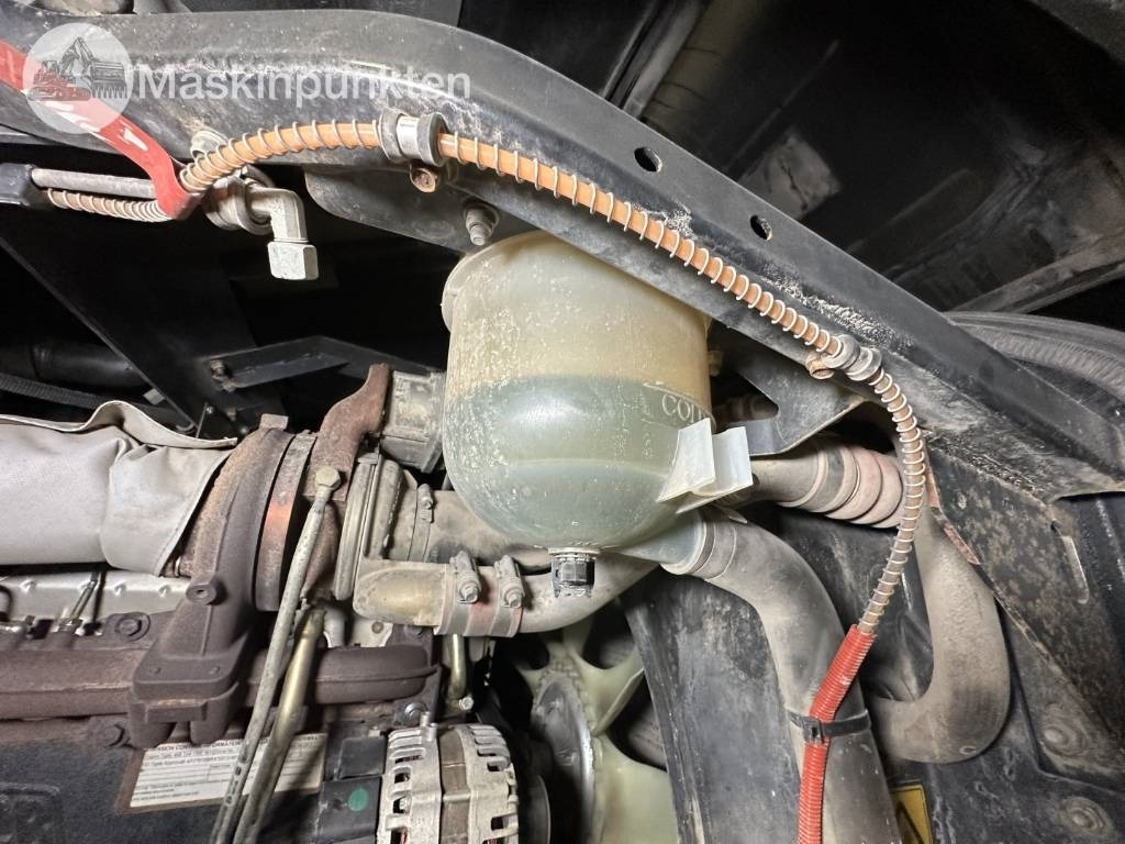 Cargadora de ruedas JCB 413 S: foto 28 Cargadora de ruedas JCB 413 S: foto 28