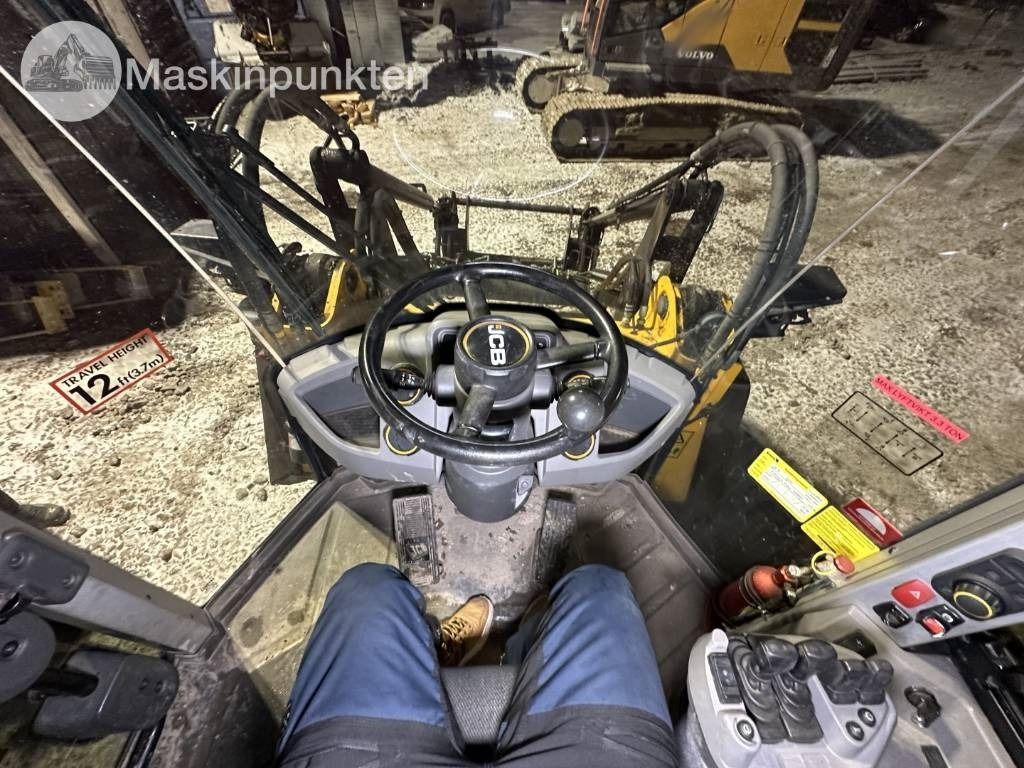 Cargadora de ruedas JCB 413 S: foto 13 Cargadora de ruedas JCB 413 S: foto 13