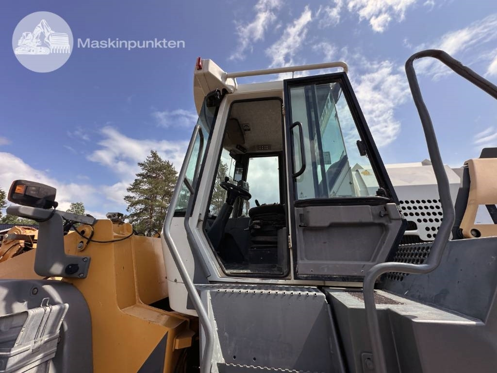 Leasing para Liebherr L 544  Liebherr L 544: foto 11