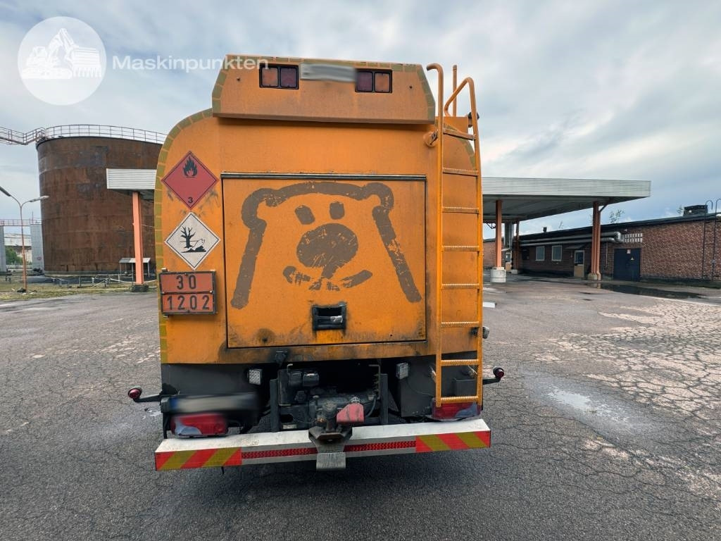 MAN TGS 26.480 - Camión cisterna: foto 4 MAN TGS 26.480 - Camión cisterna: foto 4