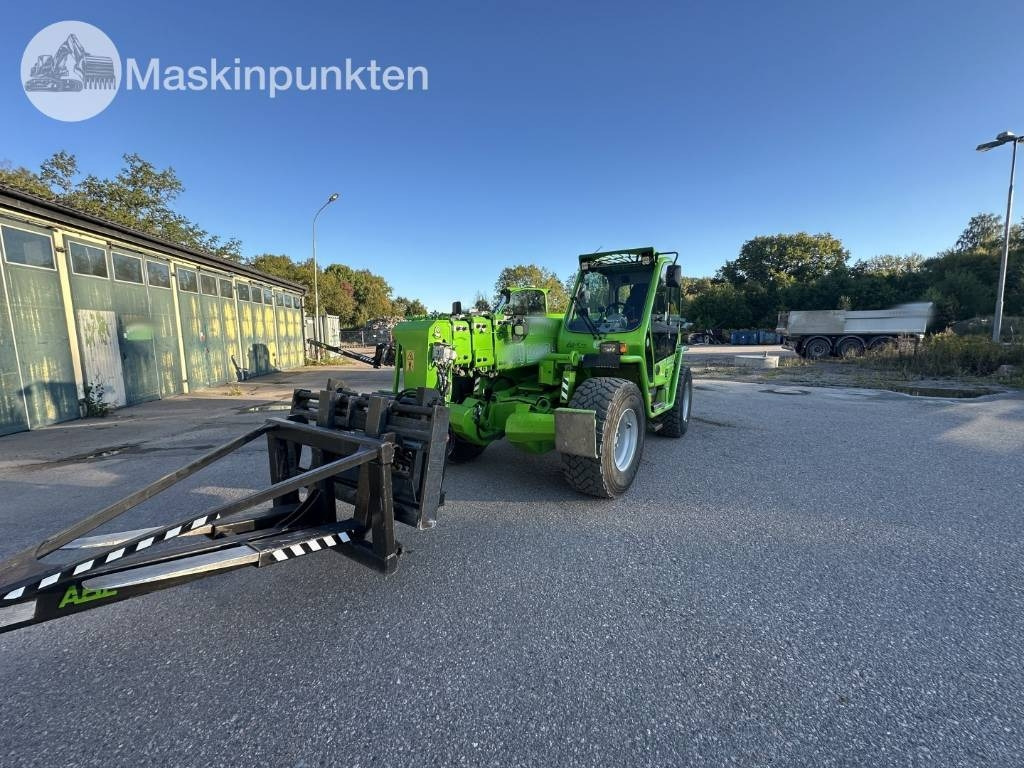 Merlo P 40.17 Plus  - Manipulador telescópico: foto 1 Merlo P 40.17 Plus  - Manipulador telescópico: foto 1