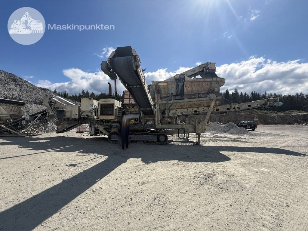 Metso LT 1100 + Bandmatare - Trituradora móvil: foto 2 Metso LT 1100 + Bandmatare - Trituradora móvil: foto 2