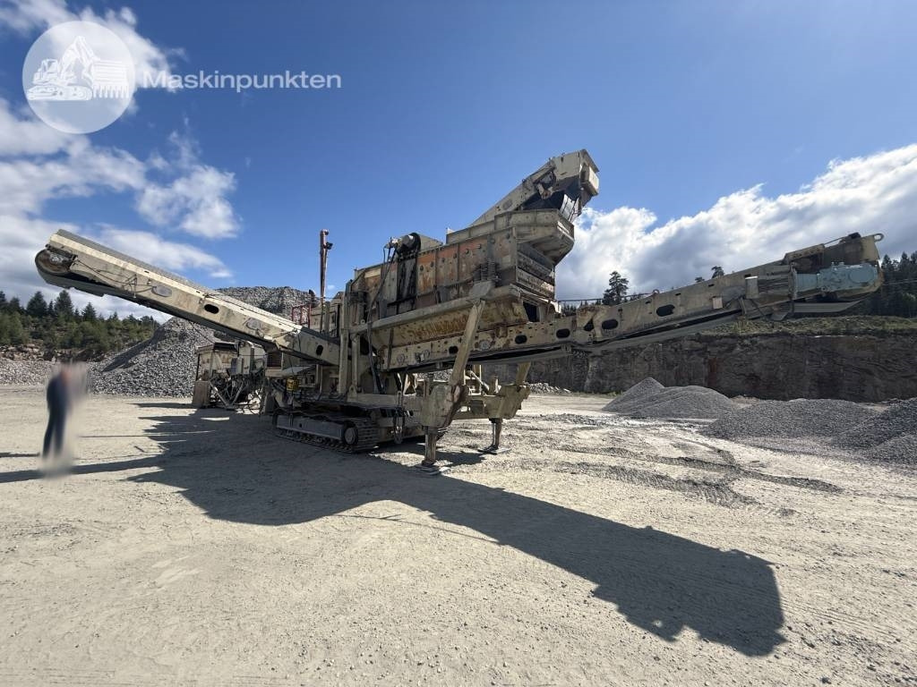 Metso LT 1100 + Bandmatare - Trituradora móvil: foto 1 Metso LT 1100 + Bandmatare - Trituradora móvil: foto 1