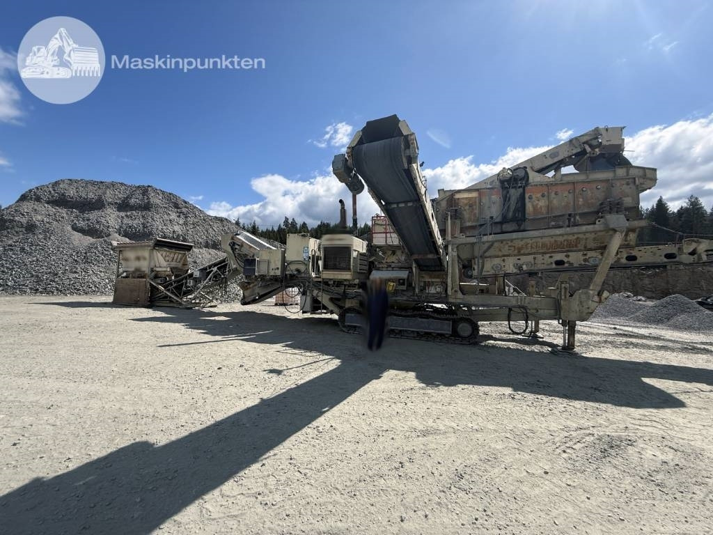 Metso LT 1100 + Bandmatare - Trituradora móvil: foto 1 Metso LT 1100 + Bandmatare - Trituradora móvil: foto 1