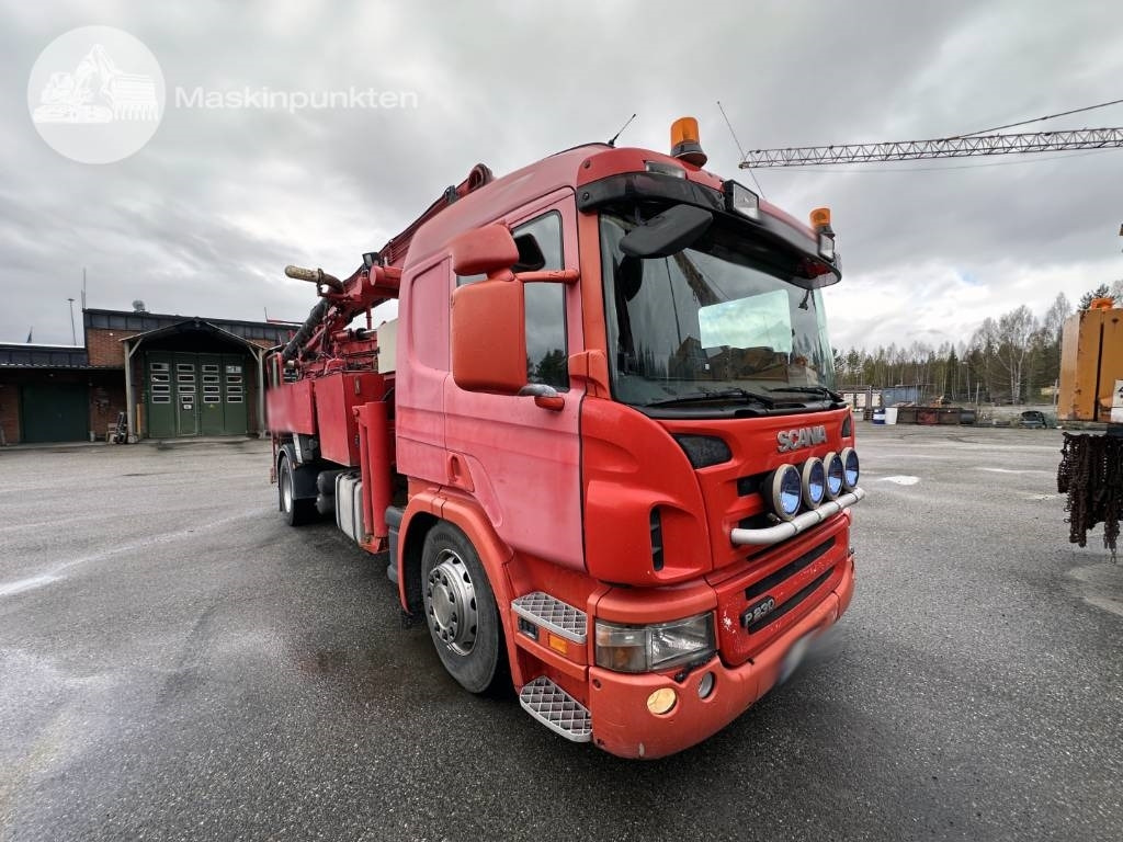 Scania P 230 LB - Camión hormigonera: foto 3 Scania P 230 LB - Camión hormigonera: foto 3