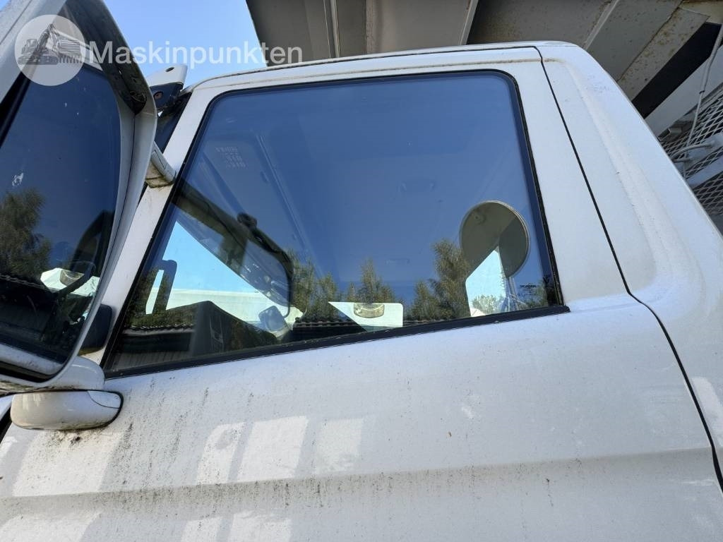 Leasing para Scania P 420 GB  Scania P 420 GB: foto 31 Leasing para Scania P 420 GB  Scania P 420 GB: foto 31