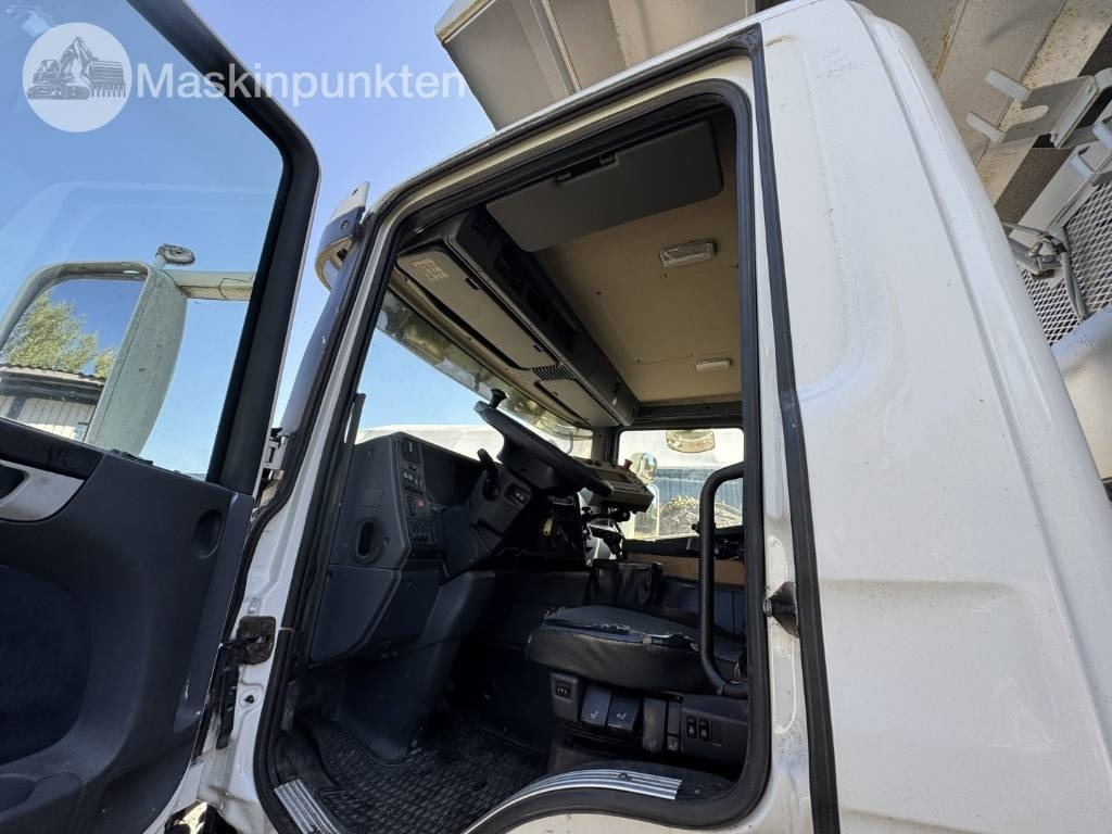 Leasing para Scania P 420 GB  Scania P 420 GB: foto 32 Leasing para Scania P 420 GB  Scania P 420 GB: foto 32
