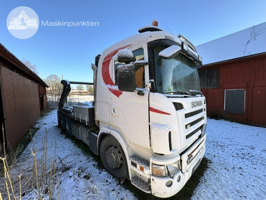 Scania R 420 LB - Camión portacontenedor de cadenas: foto 1 Scania R 420 LB - Camión portacontenedor de cadenas: foto 1