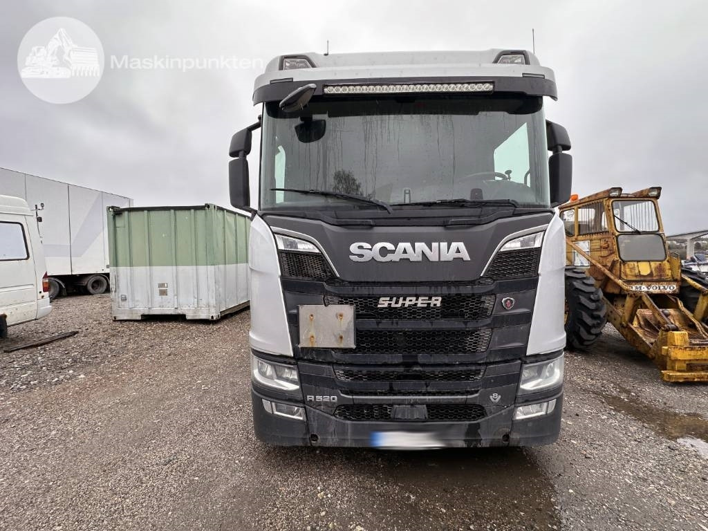 Scania R 520 - Camión caja cerrada: foto 3 Scania R 520 - Camión caja cerrada: foto 3