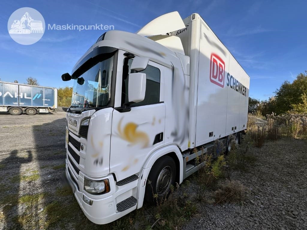Scania R 580 - Camión caja cerrada: foto 1 Scania R 580 - Camión caja cerrada: foto 1