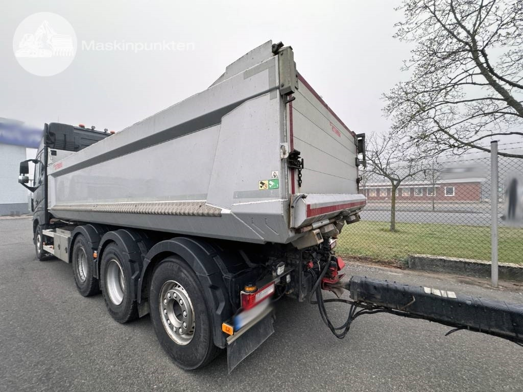 Volvo FH 16 750 - Camión volquete: foto 2 Volvo FH 16 750 - Camión volquete: foto 2