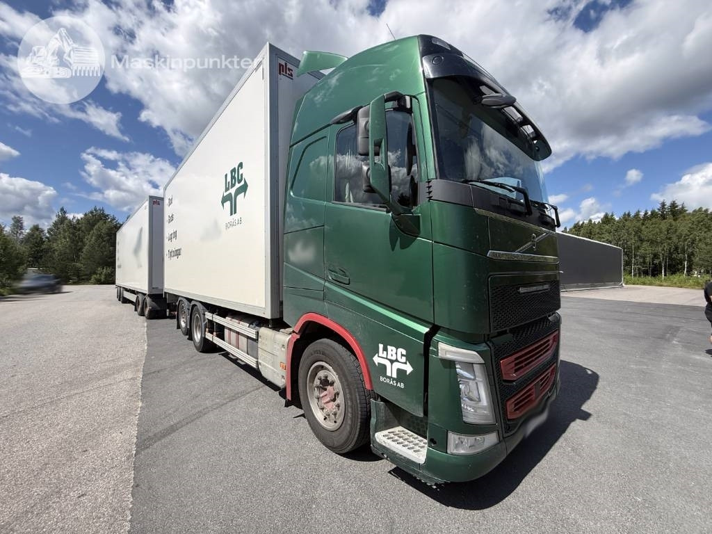 Volvo FH 470 - Camión caja cerrada: foto 3 Volvo FH 470 - Camión caja cerrada: foto 3