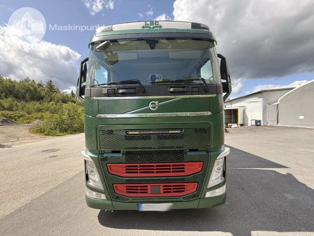 Volvo FH 470 - Camión caja cerrada: foto 2 Volvo FH 470 - Camión caja cerrada: foto 2