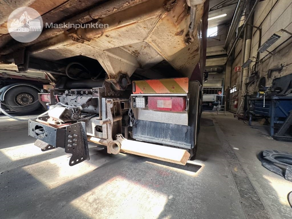Camión volquete Volvo FH 480: foto 42