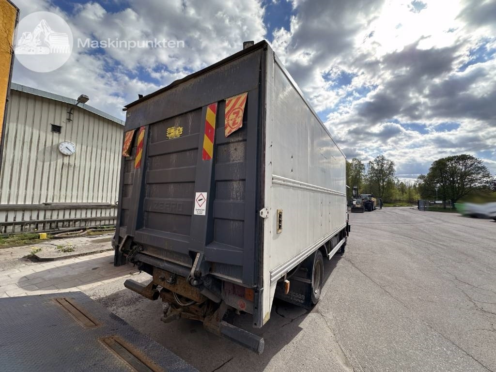 Volvo FL 610 Verkstadsinredd - Camión caja cerrada: foto 5 Volvo FL 610 Verkstadsinredd - Camión caja cerrada: foto 5