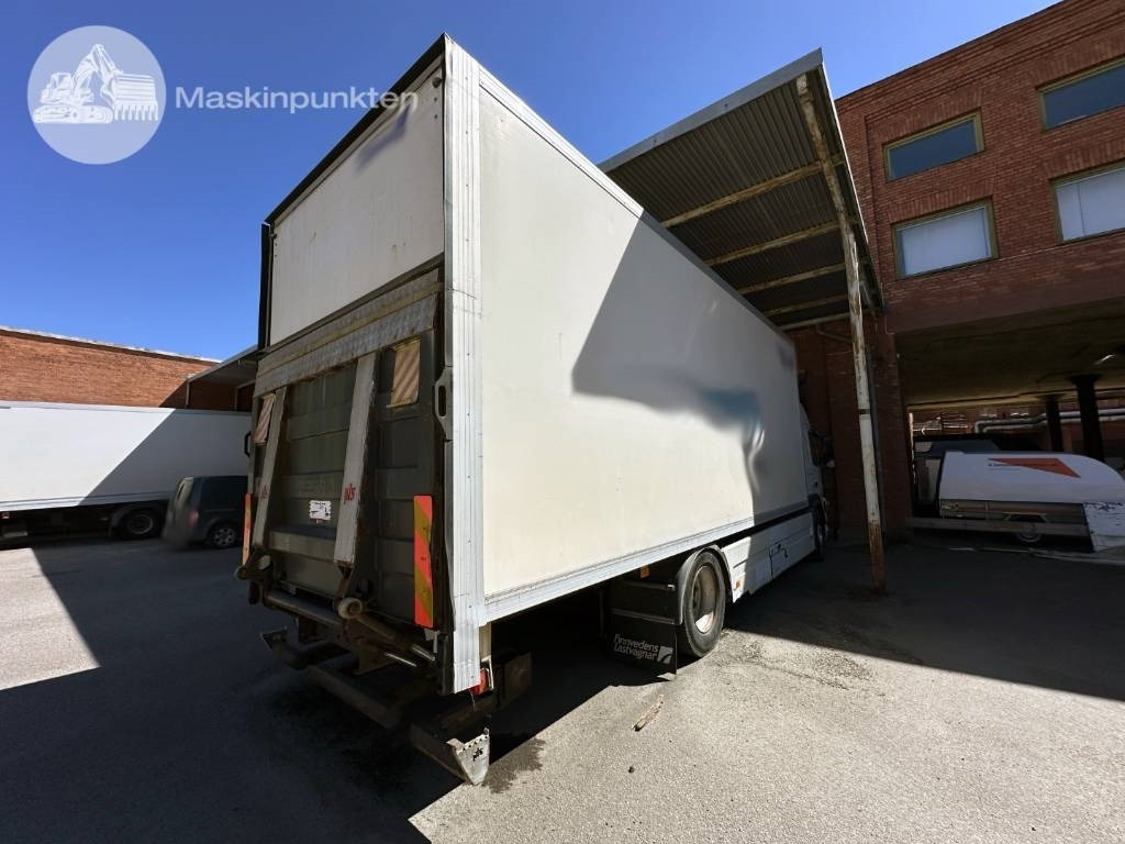 Volvo FM 300 - Camión caja cerrada: foto 5 Volvo FM 300 - Camión caja cerrada: foto 5