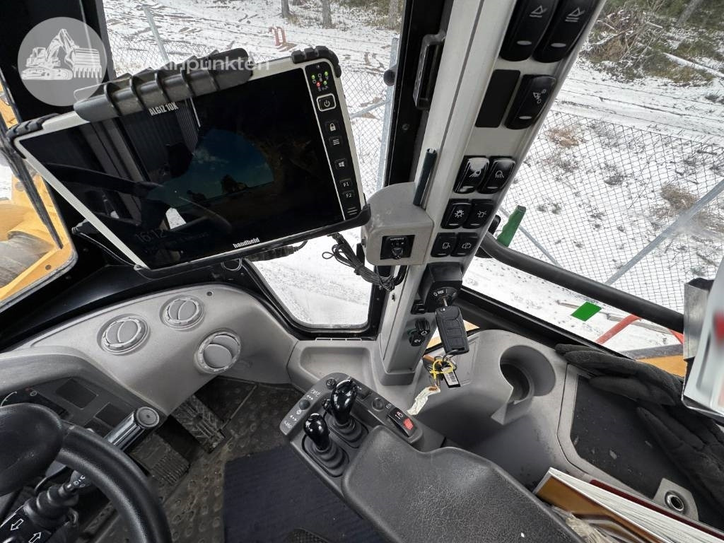 Leasing para Volvo L 180 H  Volvo L 180 H: foto 22