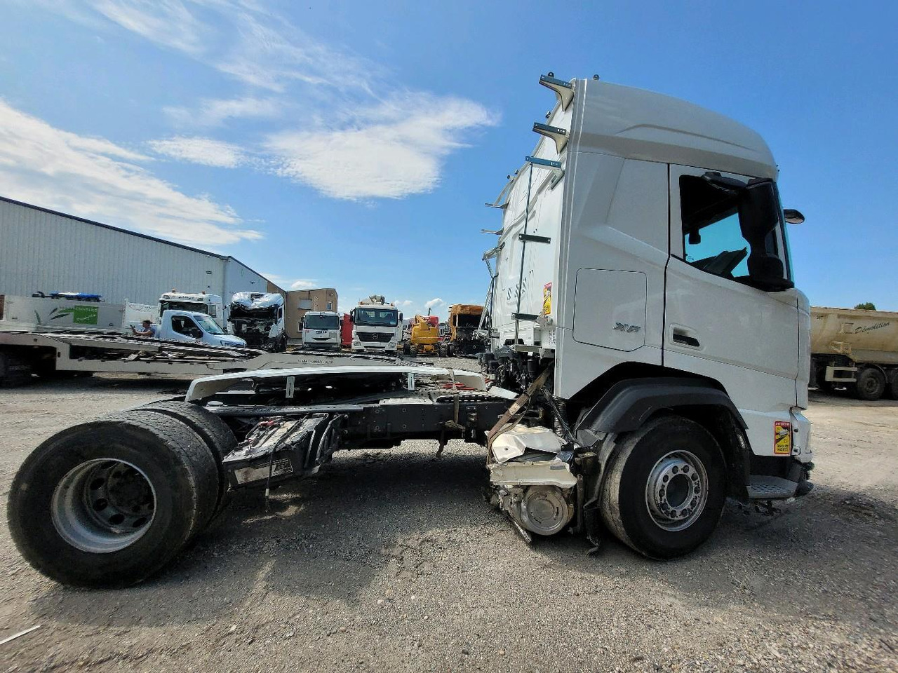 DAF NGD480 - Cabeza tractora: foto 3 DAF NGD480 - Cabeza tractora: foto 3