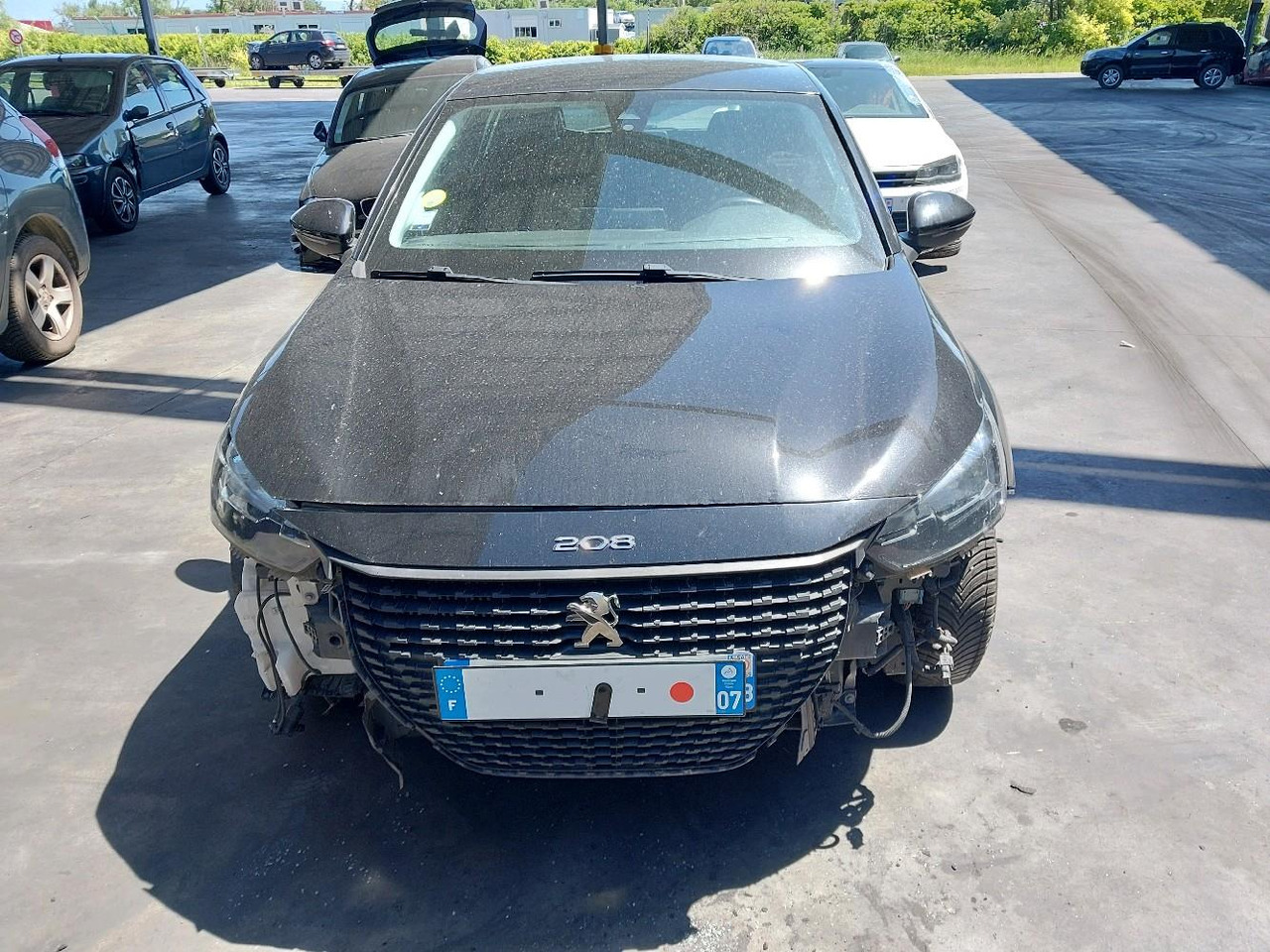 PEUGEOT 208 II 1.5 BLUEHDI 100 PACK - Coche: foto 1 PEUGEOT 208 II 1.5 BLUEHDI 100 PACK - Coche: foto 1