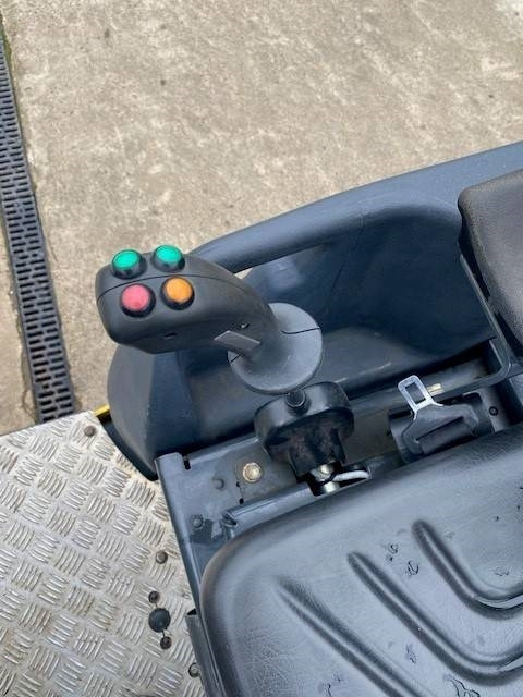 Apisonadora de asfalto Bomag BW 120 AD-5: foto 9 Apisonadora de asfalto Bomag BW 120 AD-5: foto 9