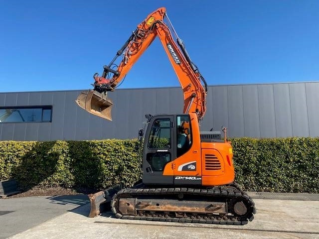 Doosan DX140 LCR-5 - Excavadora de cadenas: foto 1 Doosan DX140 LCR-5 - Excavadora de cadenas: foto 1