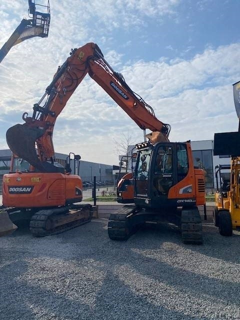 Excavadora de cadenas Doosan DX140 LCR-5: foto 12