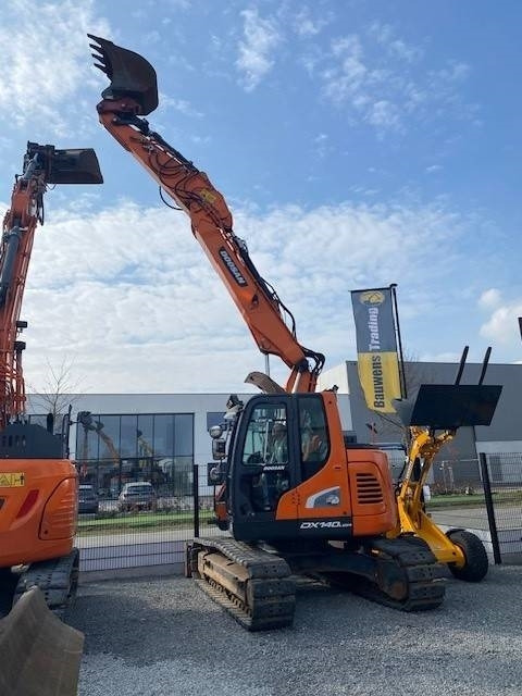 Doosan DX140LCR-5 - Excavadora de cadenas: foto 3 Doosan DX140LCR-5 - Excavadora de cadenas: foto 3