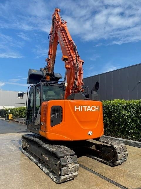 Hitachi ZX 135 US-6 - Excavadora de cadenas: foto 4 Hitachi ZX 135 US-6 - Excavadora de cadenas: foto 4
