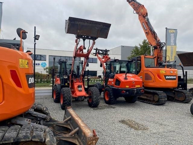 Kubota R 065 - Cargadora de ruedas: foto 4 Kubota R 065 - Cargadora de ruedas: foto 4