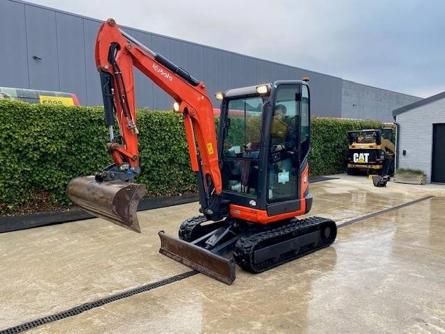 Kubota U 27-4 - Miniexcavadora: foto 3 Kubota U 27-4 - Miniexcavadora: foto 3