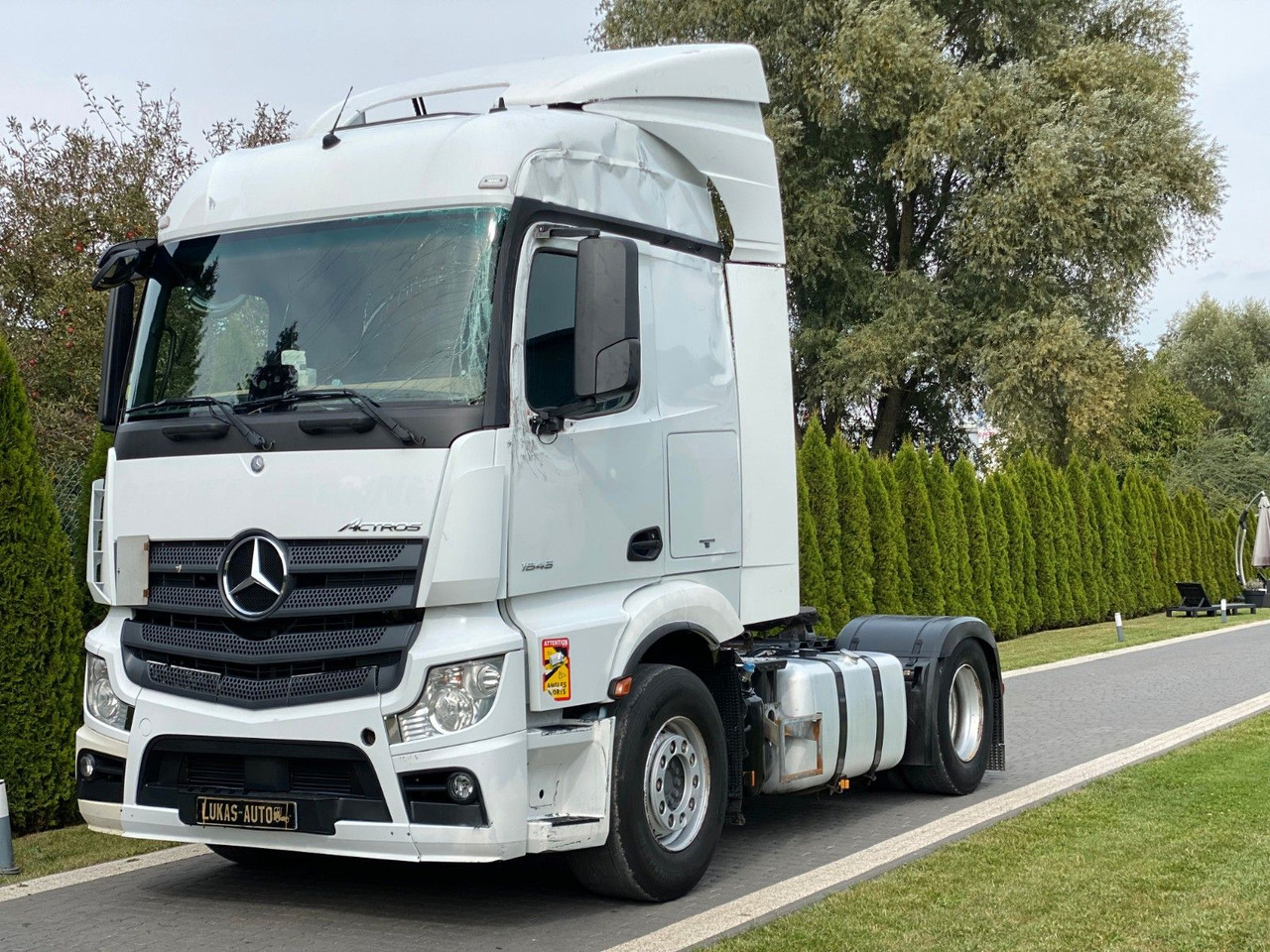 Mercedes-Benz ACTROS 1845 HYDRAULIC - Cabeza tractora: foto 1 Mercedes-Benz ACTROS 1845 HYDRAULIC - Cabeza tractora: foto 1