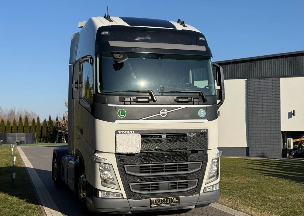 Volvo FH 500 PARK COOL HYDRAULIKA ADR - Cabeza tractora: foto 3 Volvo FH 500 PARK COOL HYDRAULIKA ADR - Cabeza tractora: foto 3