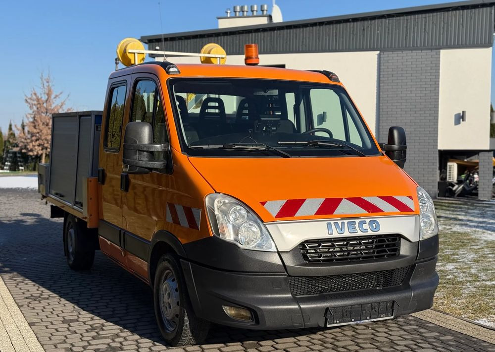 Iveco DAILY 35S13 - Furgoneta con lona: foto 3 Iveco DAILY 35S13 - Furgoneta con lona: foto 3