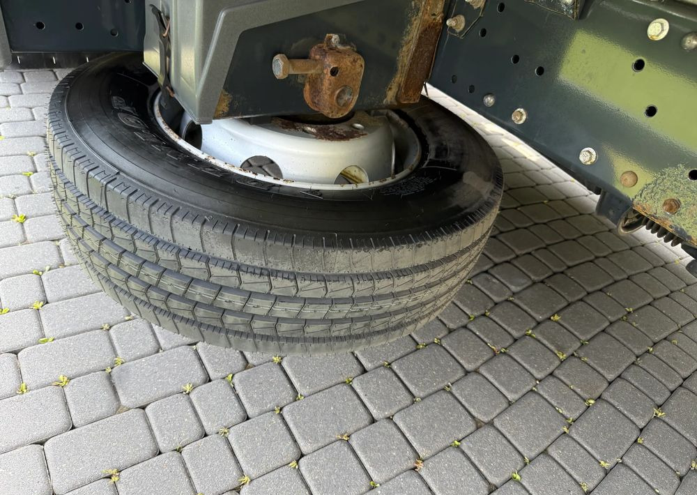 Camión frigorífico Iveco EUROCARGO 120 E22 CARRIER SUPRA 850 MT: foto 14 Camión frigorífico Iveco EUROCARGO 120 E22 CARRIER SUPRA 850 MT: foto 14