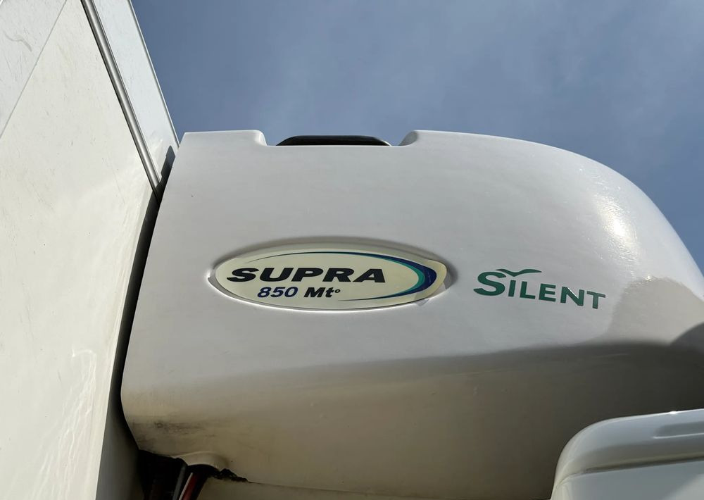 Camión frigorífico Iveco EUROCARGO 120 E22 CARRIER SUPRA 850 MT: foto 9 Camión frigorífico Iveco EUROCARGO 120 E22 CARRIER SUPRA 850 MT: foto 9