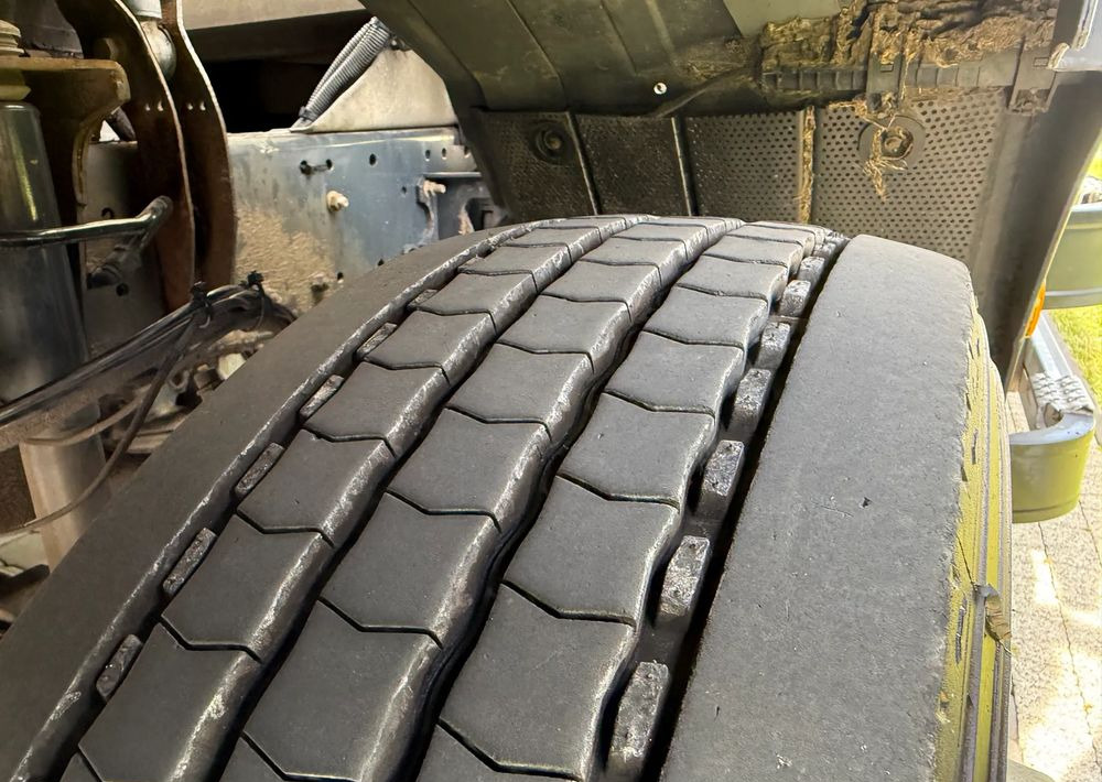 Camión frigorífico Iveco EUROCARGO 120 E22 CARRIER SUPRA 850 MT: foto 16 Camión frigorífico Iveco EUROCARGO 120 E22 CARRIER SUPRA 850 MT: foto 16