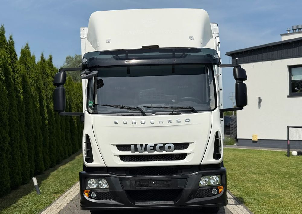 Iveco EUROCARGO 120 E22 CARRIER SUPRA 850 MT - Camión frigorífico: foto 2 Iveco EUROCARGO 120 E22 CARRIER SUPRA 850 MT - Camión frigorífico: foto 2