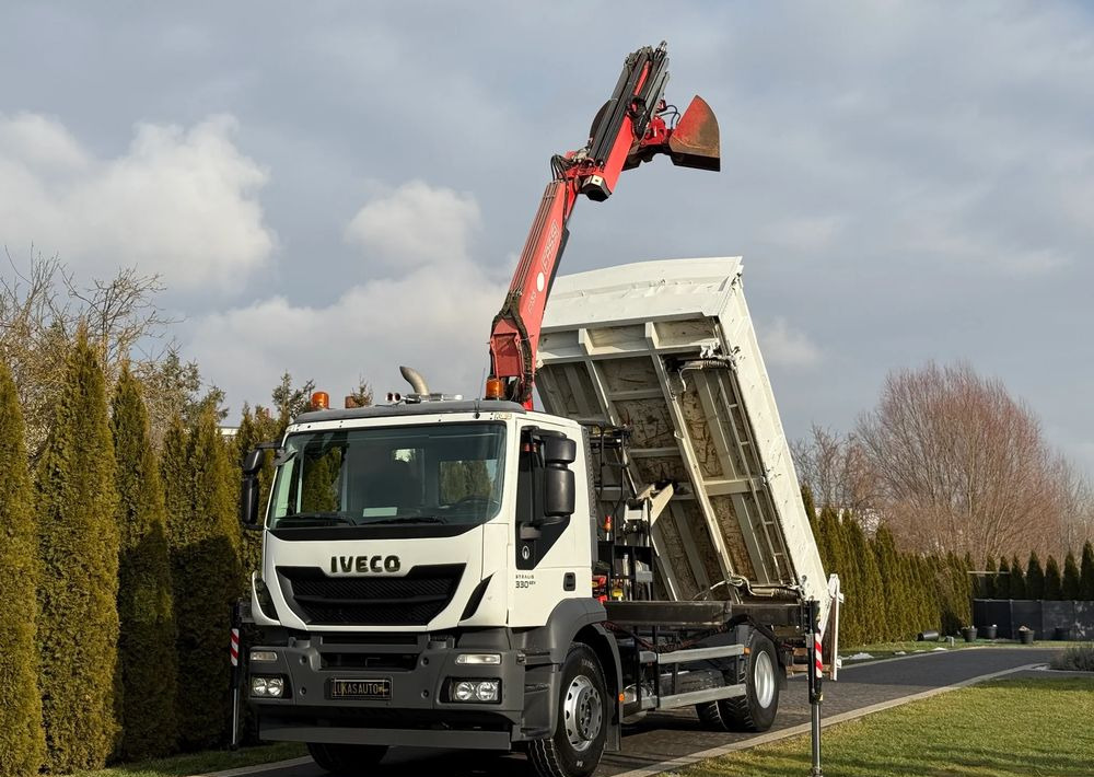 Iveco STRALIS 330 / 4x2 / FASSI F135 / WYWROTKA - Camión volquete: foto 1 Iveco STRALIS 330 / 4x2 / FASSI F135 / WYWROTKA - Camión volquete: foto 1