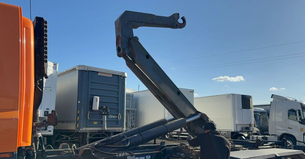 DAF CF DŹWIG GUIMA - Recambio para Camión: foto 4 DAF CF DŹWIG GUIMA - Recambio para Camión: foto 4