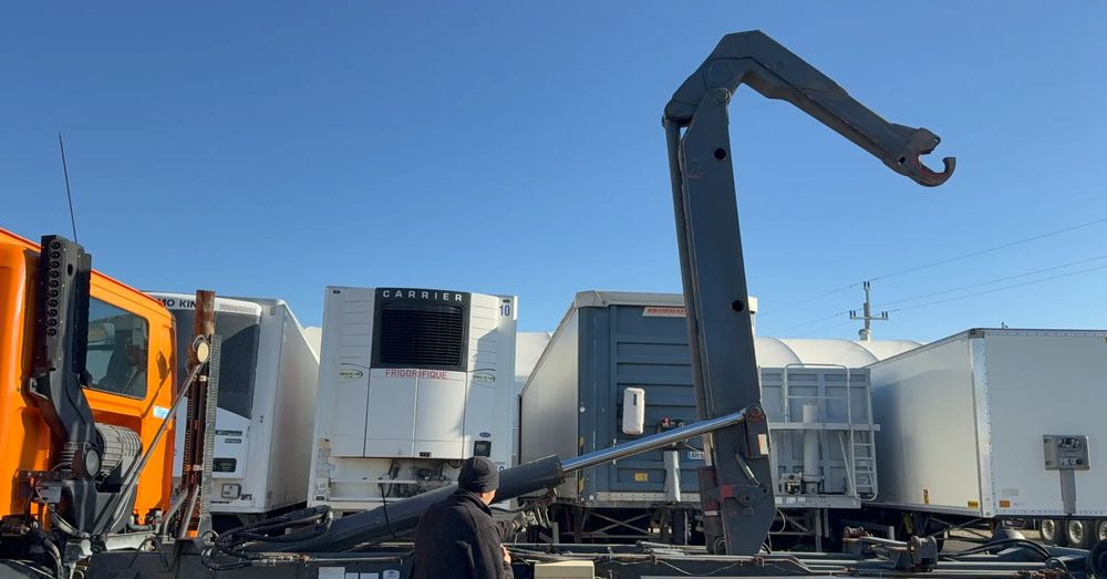 DAF CF DŹWIG GUIMA - Recambio para Camión: foto 1 DAF CF DŹWIG GUIMA - Recambio para Camión: foto 1