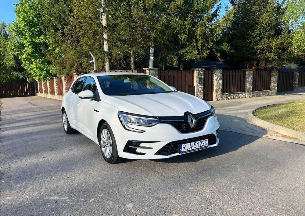 Renault Megane 1.5 Blue dCi Business - Coche: foto 1 Renault Megane 1.5 Blue dCi Business - Coche: foto 1