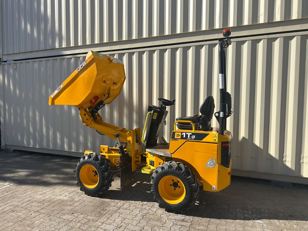 JCB 1T-2 High Tip Dumper, 440 Bh, 1.000 KG - Minidumper: foto 3 JCB 1T-2 High Tip Dumper, 440 Bh, 1.000 KG - Minidumper: foto 3