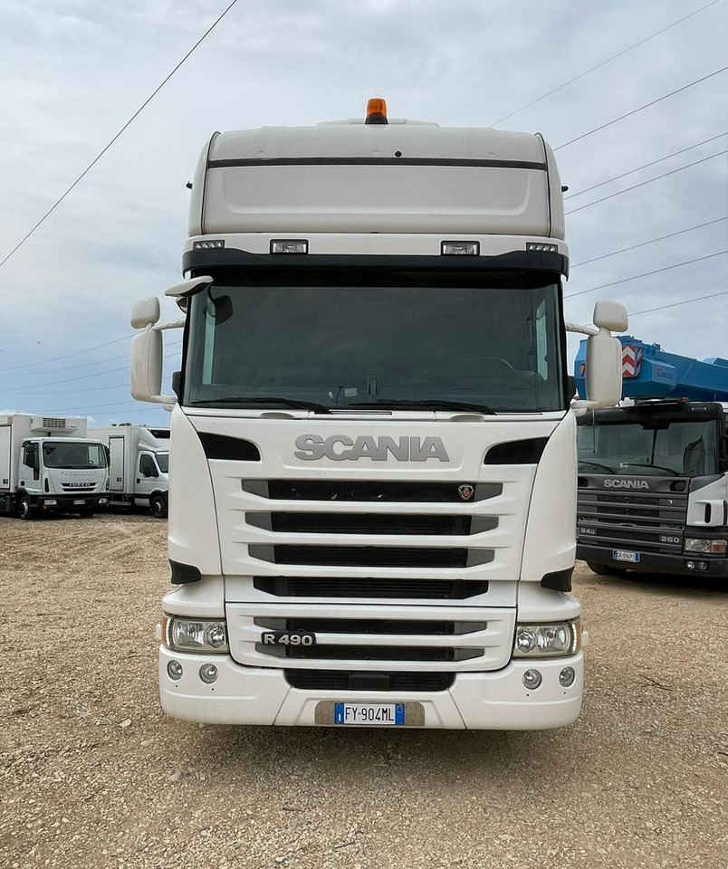 SCANIA R490 TOP LINE - Cabeza tractora: foto 2 SCANIA R490 TOP LINE - Cabeza tractora: foto 2