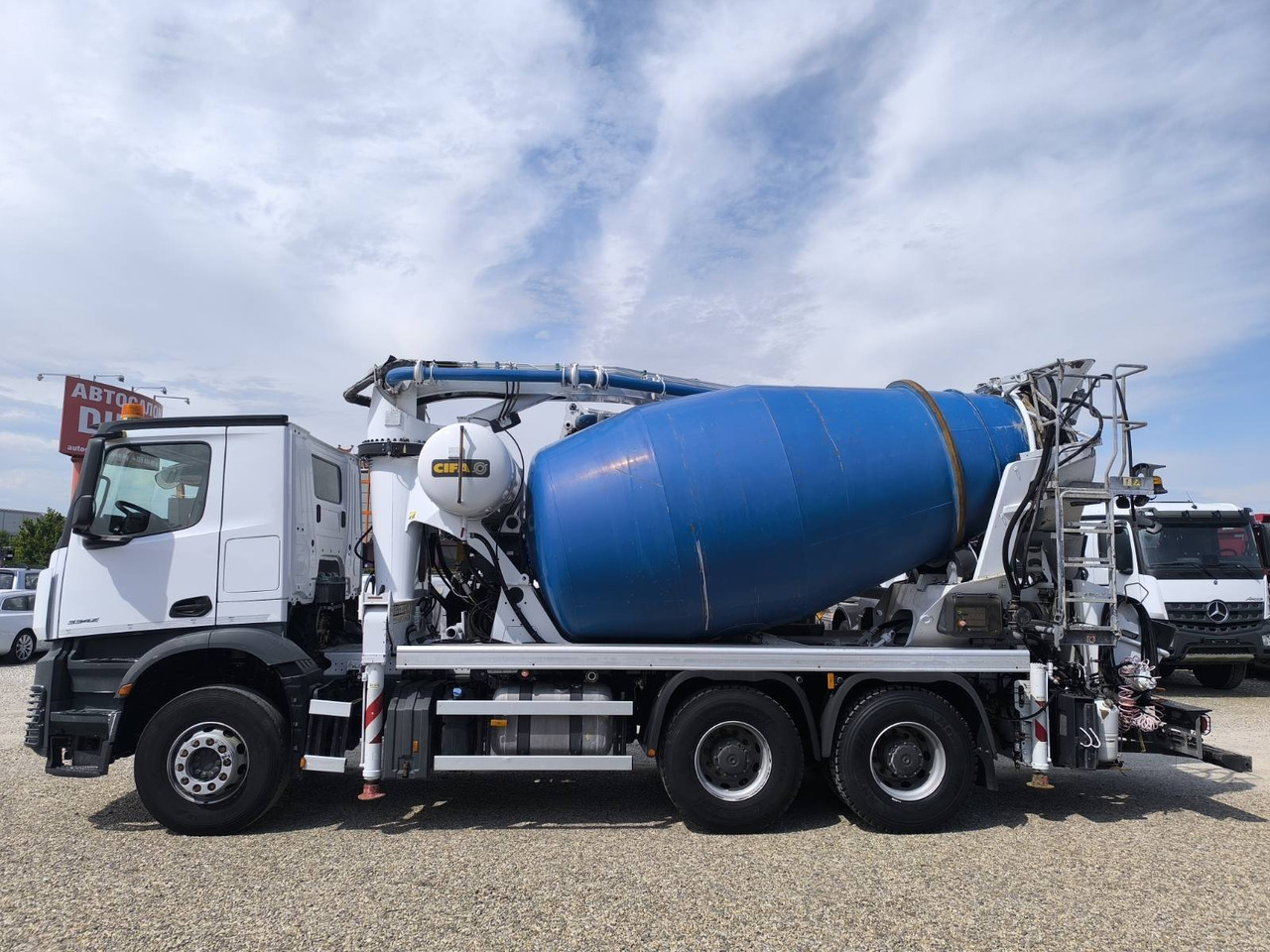MERCEDES-BENZ AROCS 3342 CIFA MK25H - Camión hormigonera con bomba: foto 4 MERCEDES-BENZ AROCS 3342 CIFA MK25H - Camión hormigonera con bomba: foto 4