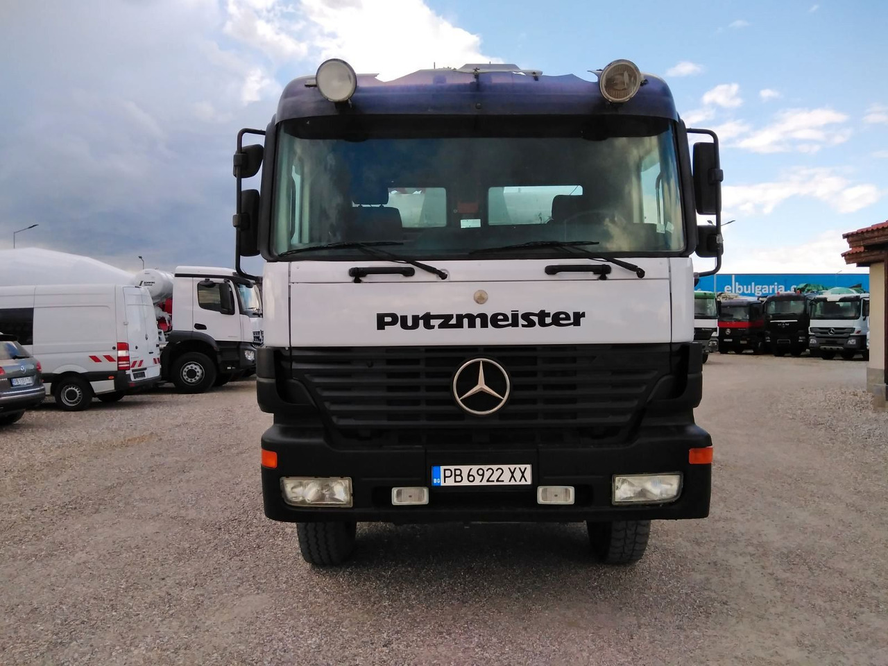 Mercedes-Benz ACTROS 3240 Putzmeister 26.67S - Camión bomba de hormigón: foto 2 Mercedes-Benz ACTROS 3240 Putzmeister 26.67S - Camión bomba de hormigón: foto 2
