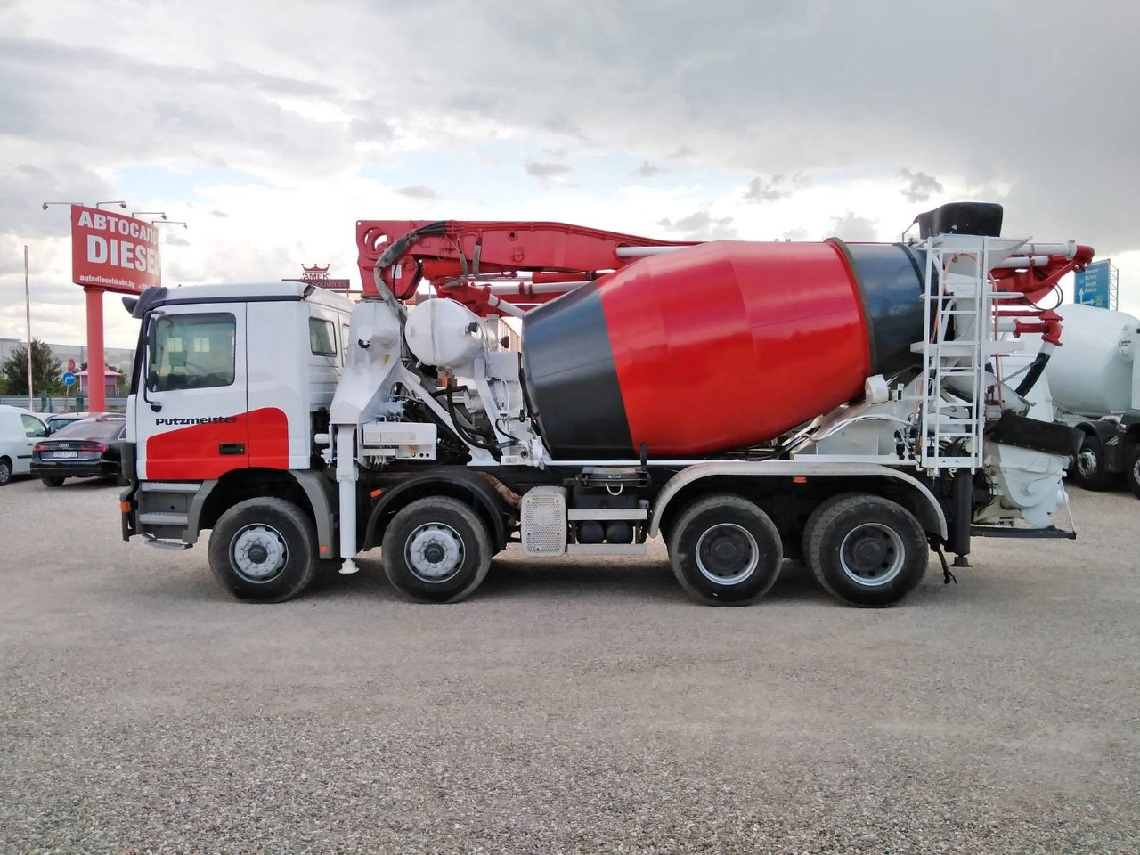 Mercedes-Benz ACTROS 3240 Putzmeister 26.67S - Camión bomba de hormigón: foto 4 Mercedes-Benz ACTROS 3240 Putzmeister 26.67S - Camión bomba de hormigón: foto 4
