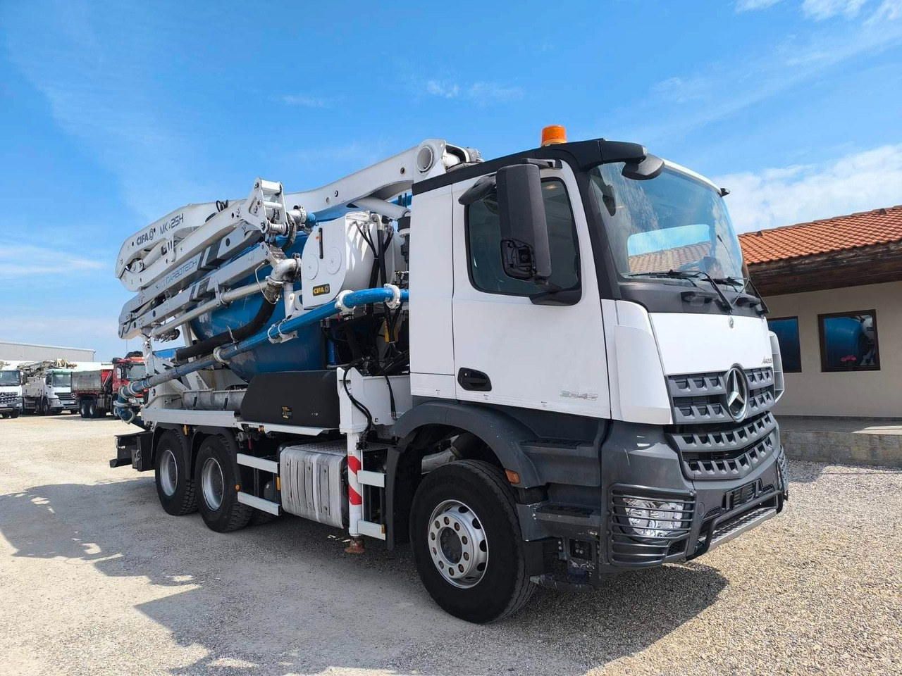 Mercedes-Benz AROCS 3342 CIFA MK25H - Camión bomba de hormigón: foto 1 Mercedes-Benz AROCS 3342 CIFA MK25H - Camión bomba de hormigón: foto 1