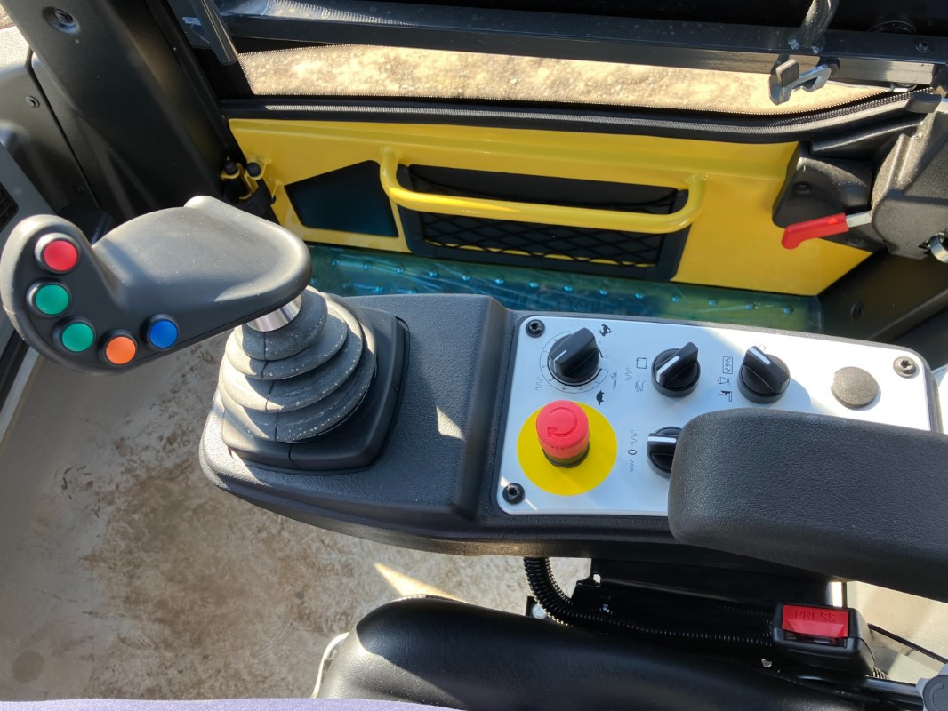 Apisonadora de asfalto BOMAG DE BW 141 AD-50  Stage IIIa / Tier3: foto 7