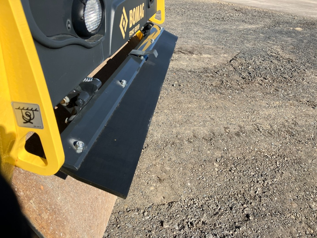 Apisonadora de asfalto BOMAG DE BW 141 AD-50  Stage IIIa / Tier3: foto 12