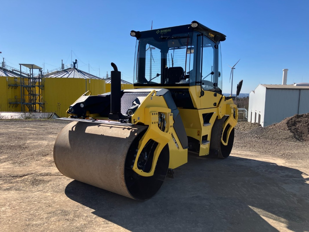 Apisonadora de asfalto BOMAG DE BW 151 AD-50  Stage IIIa/Tier 4i: foto 30